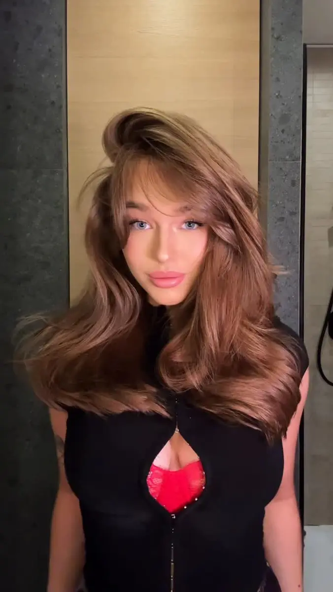 Amira profile in Bangkok
