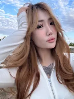 Angela profile in Bangkok
